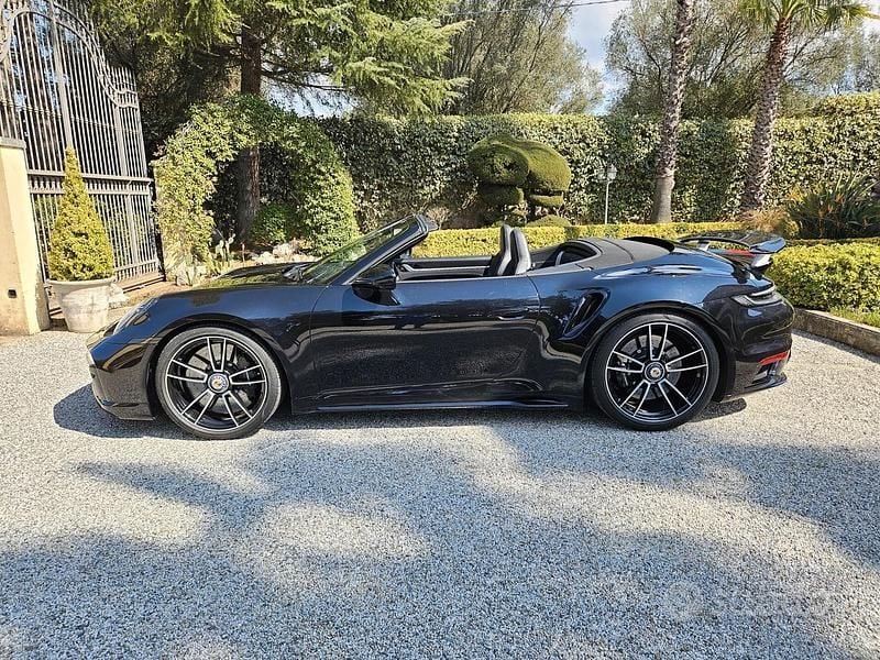 Usata Porsche 911 Turbo S Cabriolet 650 CV (478 kW) 2022 Nero Cabrio