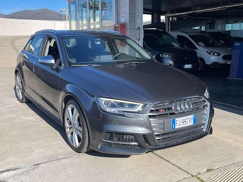 Usata Audi A3 Ambiente 310 CV (228 kW) 2017 Argento Berlina
