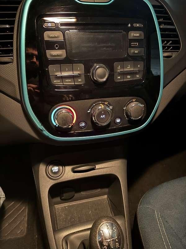 Usata Renault Captur 90 CV (66 kW) 2015 SUV