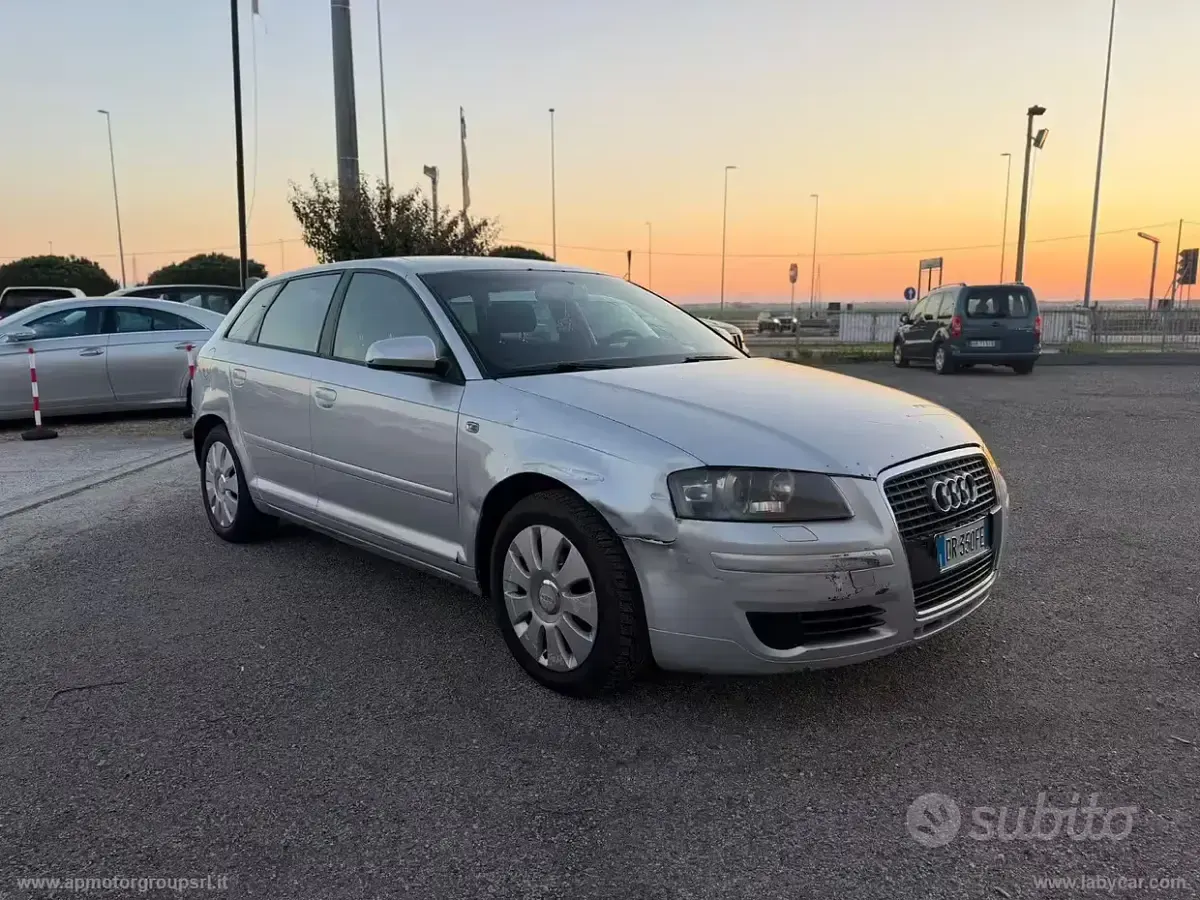 Usata Audi A3 Ambiente 140 CV (102 kW) 2005 Utilitaria