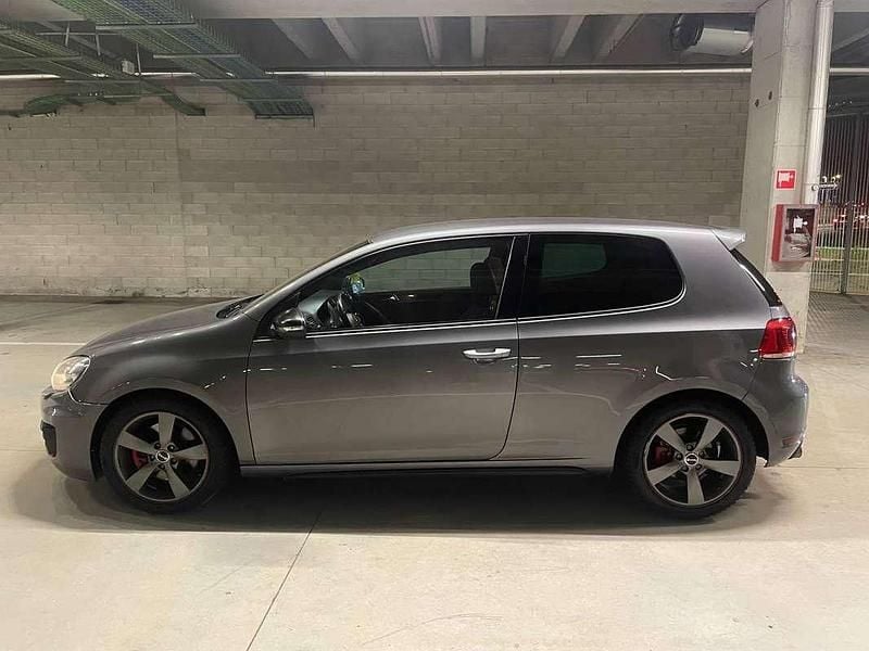 Usata VW Golf VI GTI 211 CV (155 kW) 2010 Grigio Utilitaria