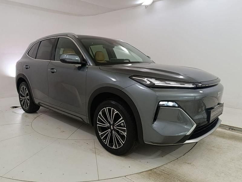 Nuova Geely Starray 262 CV (192 kW) 2026 Grigio SUV
