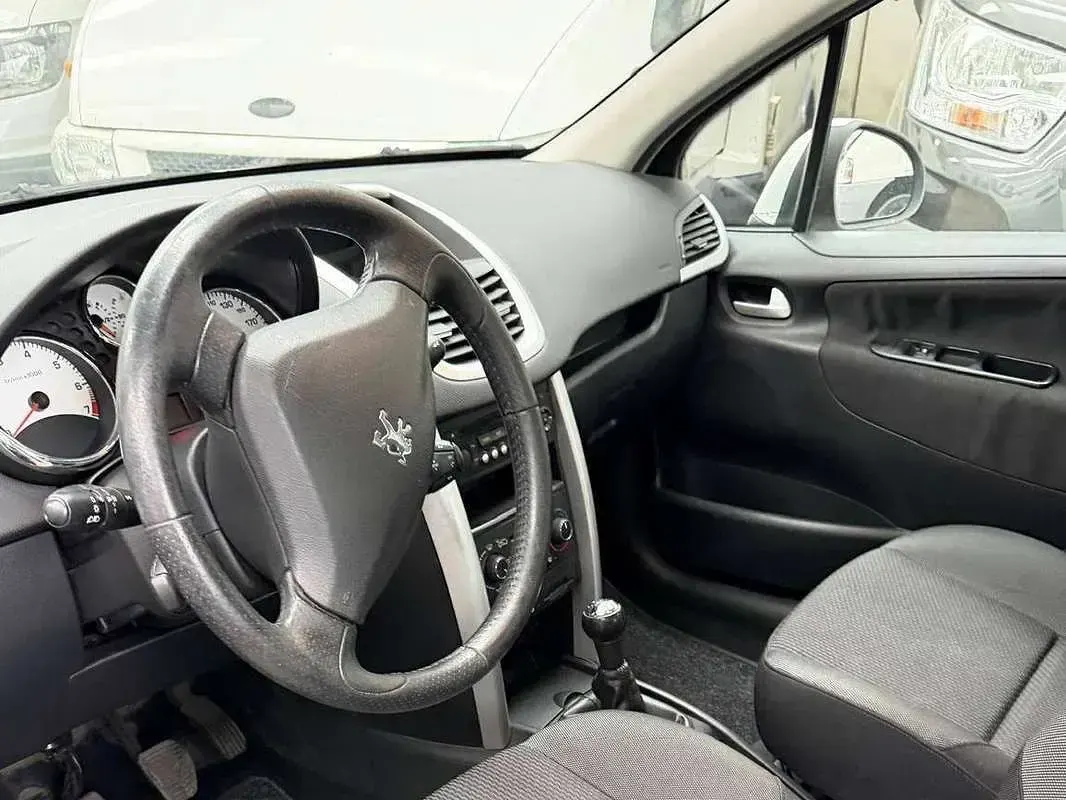Usata Peugeot 207 Allure 95 CV (69 kW) 2013 Bianco Station wagon