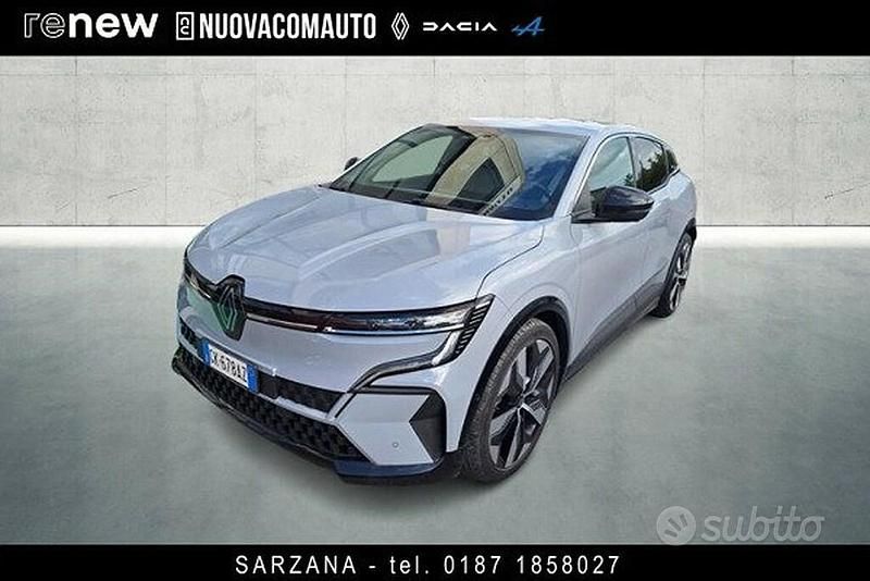 Usata Renault Megane E-Tech Techno 160 kW (218 CV) 2022 Grigio Berlina