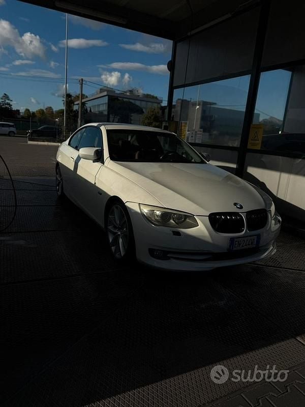 Usata BMW 320 184 CV (135 kW) 2010 Bianco Coupé
