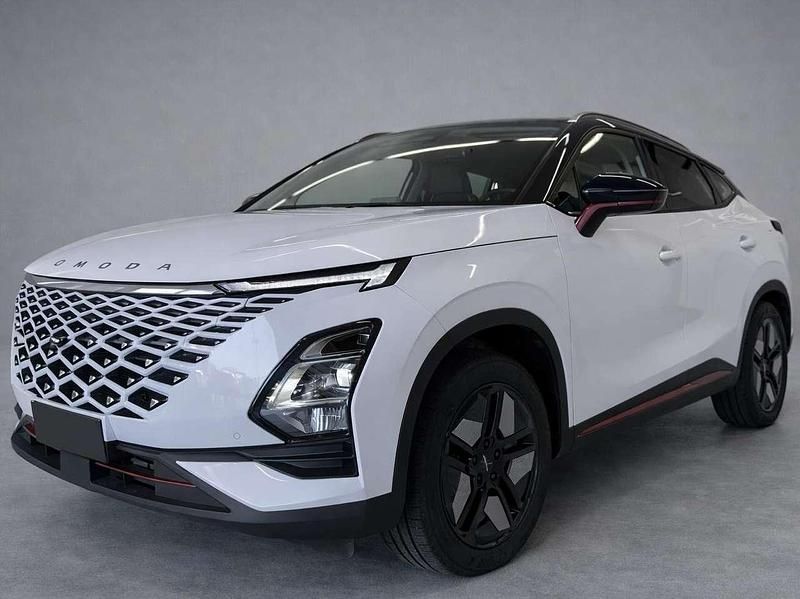 Usata Omoda 5 147 CV (108 kW) 2024 Bianco SUV