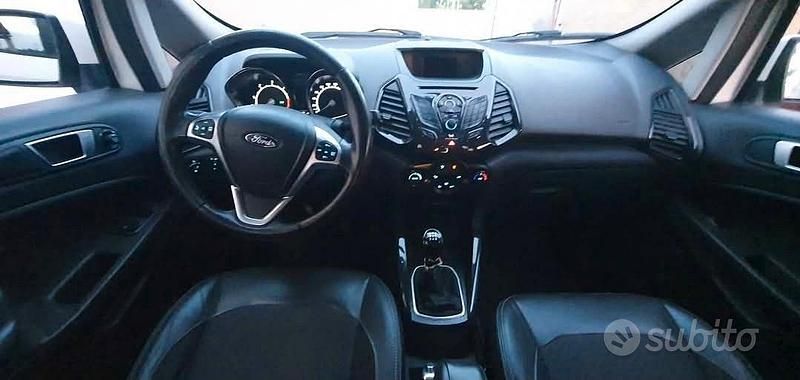 Usata Ford Ecosport Titanium 95 CV (69 kW) 2016 Bianco SUV
