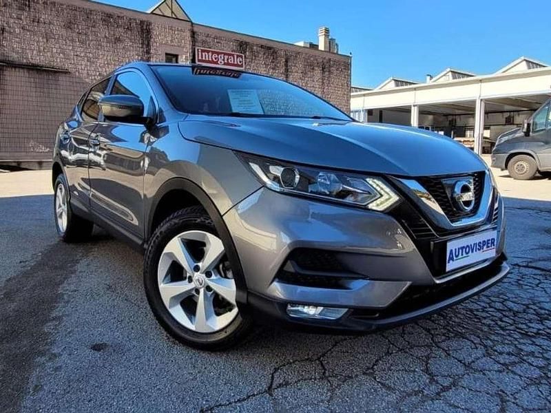 Usata Nissan Qashqai 131 CV (96 kW) 2018 Grigio scuro SUV