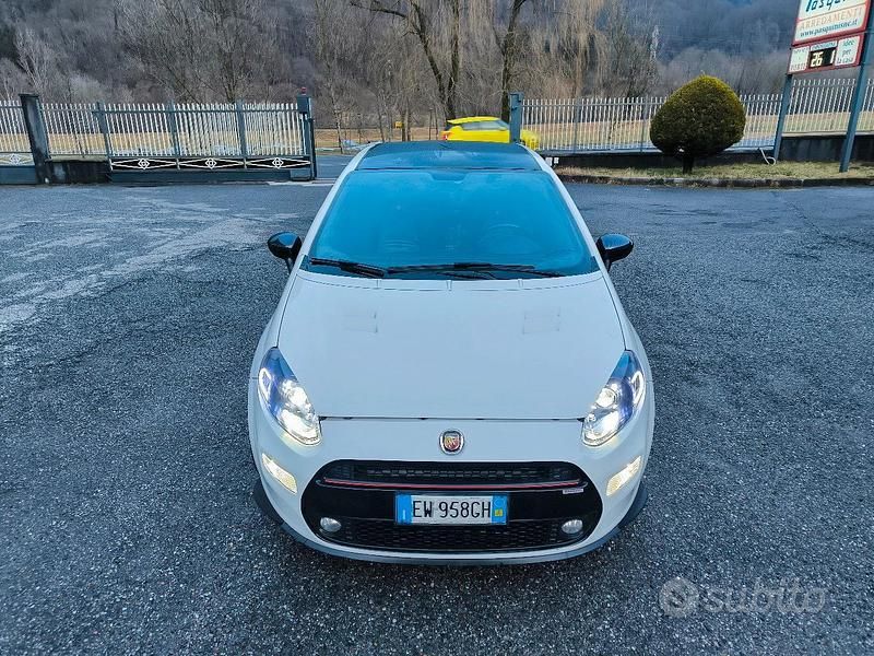 Usata Fiat Grande Punto Abarth 75 CV (55 kW) 2014 Bianco Utilitaria