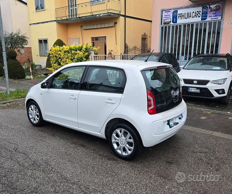 Usata VW up! 68 CV (50 kW) 2016 Bianco Utilitaria