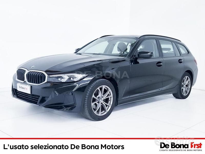 Usata BMW 320e Comfort Edition 2022 Nero Station wagon