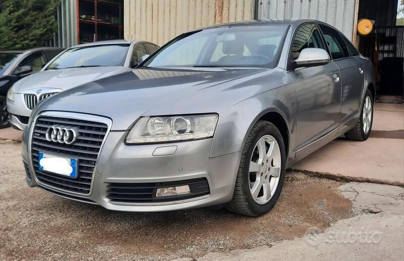 Grigio Usata 2012 Audi A6 Tre volumi | 8000 € (Super prezzo) - Immagine 1/4