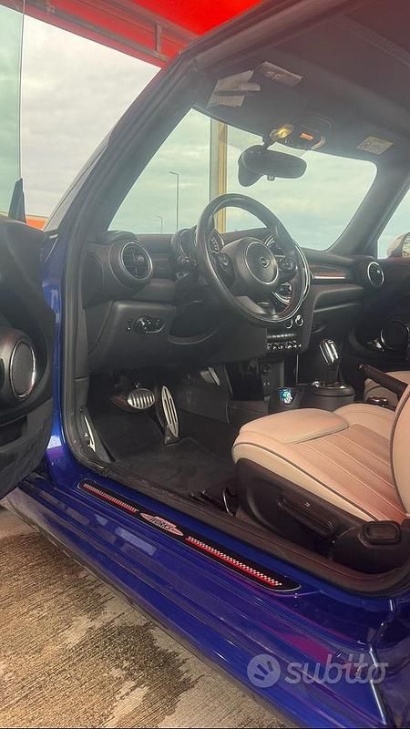 Usata Mini Cooper 230 CV (169 kW) 2020 Blu Utilitaria