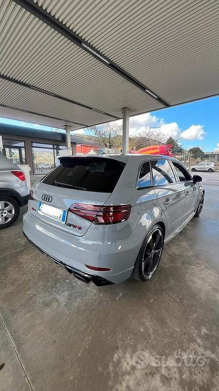 Usata Audi RS3 Sportback 520 CV (382 kW) 2019 Grigio Utilitaria