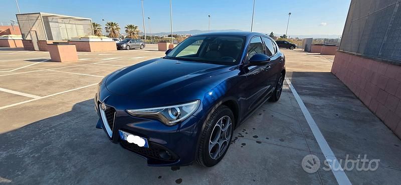 Usata Alfa Romeo Stelvio 210 CV (154 kW) 2018 Blu SUV