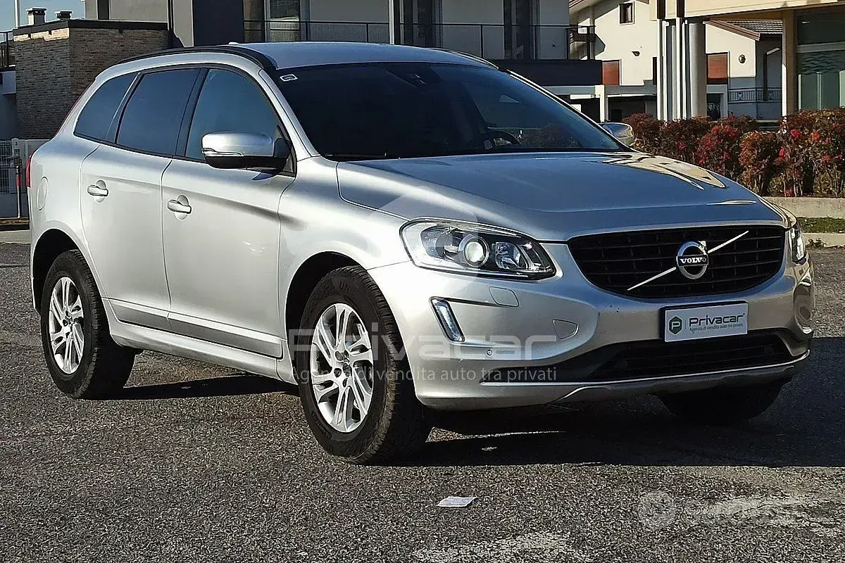Usado Volvo XC60 Business Edition 190 CV (139 kW) 2016 Gris SUV