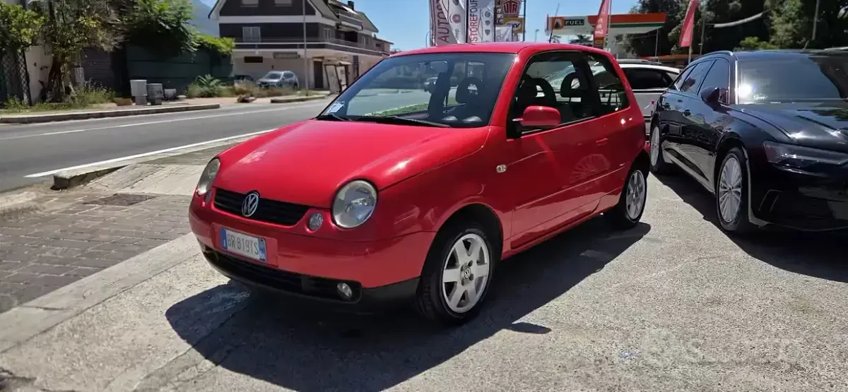 Usata VW Lupo 75 CV (55 kW) 2001 Rosso Utilitaria