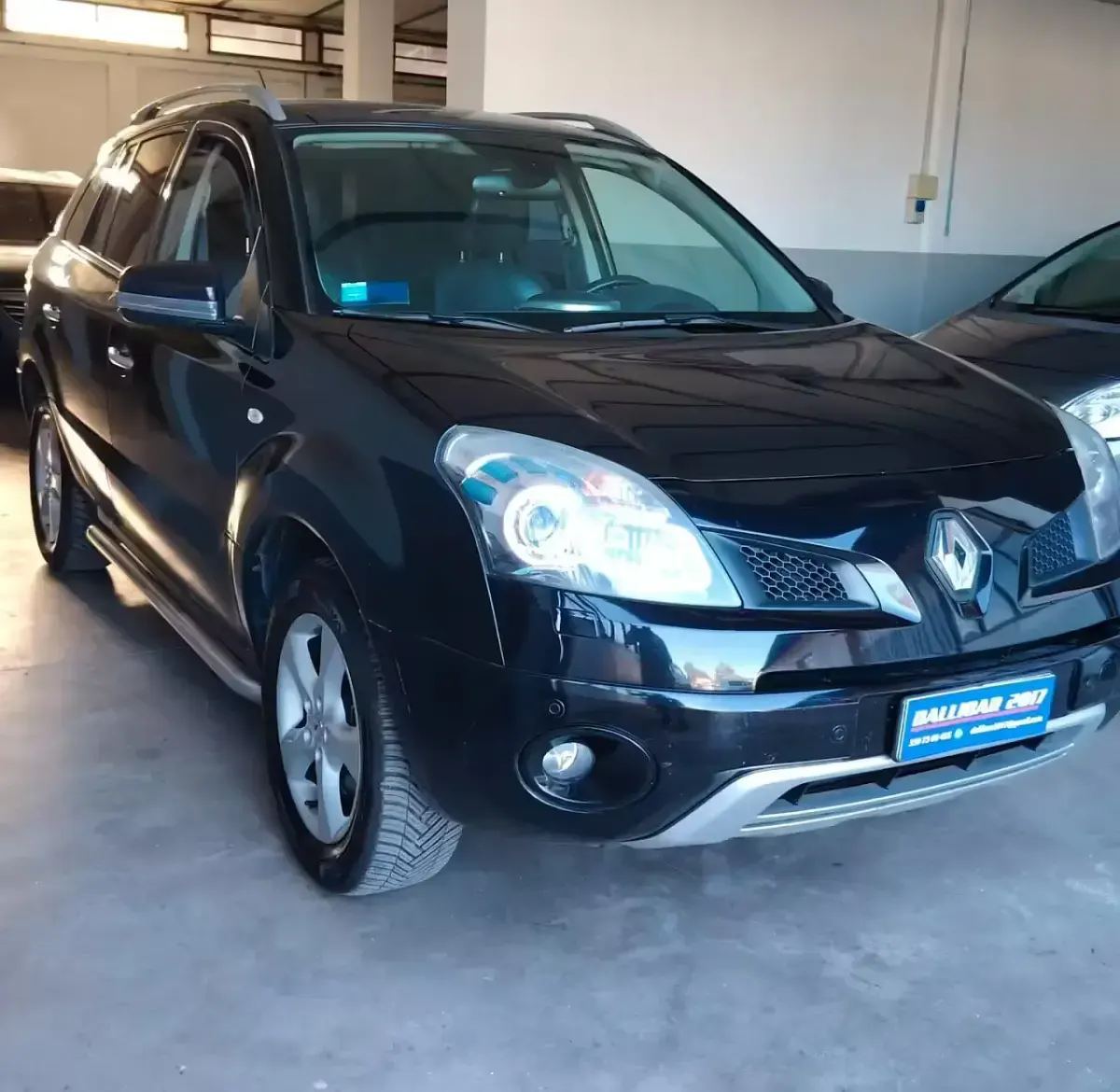 Usado Renault Koleos 175 CV (128 kW) 2009 Negro SUV