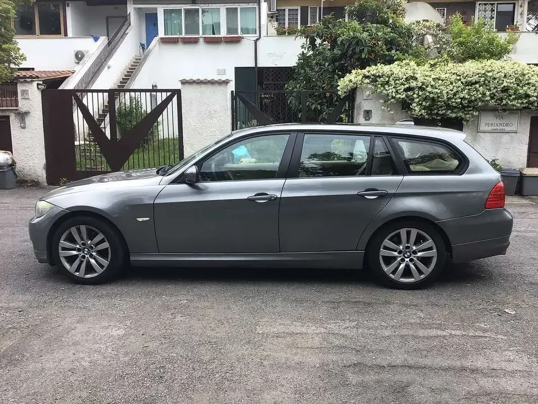 Usata BMW 320 184 CV (135 kW) 2011 Argento Station wagon