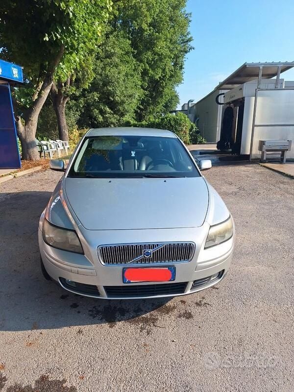 Usata Volvo V50 136 CV (100 kW) 2006 Grigio Station wagon