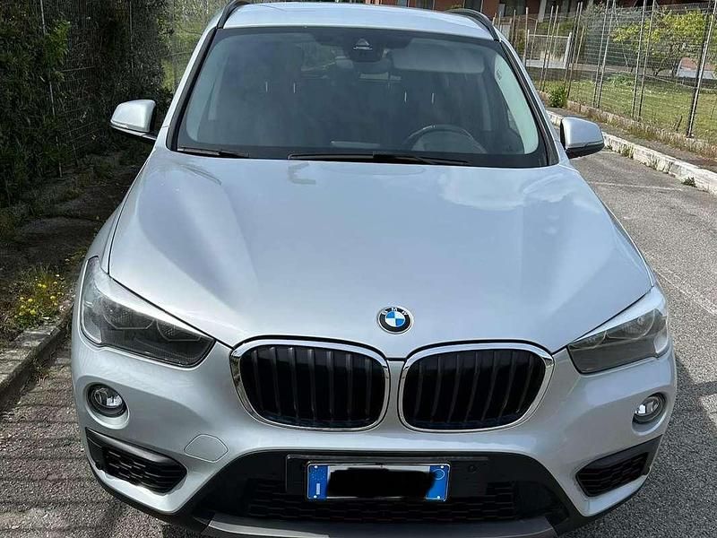 Usata BMW X1 150 CV (110 kW) 2017 Argento SUV