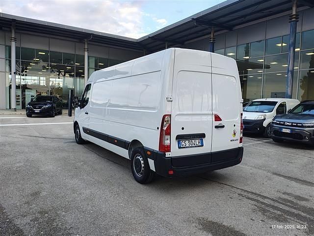 Usata Renault Master 150 CV (110 kW) 2024 Bianco Furgone