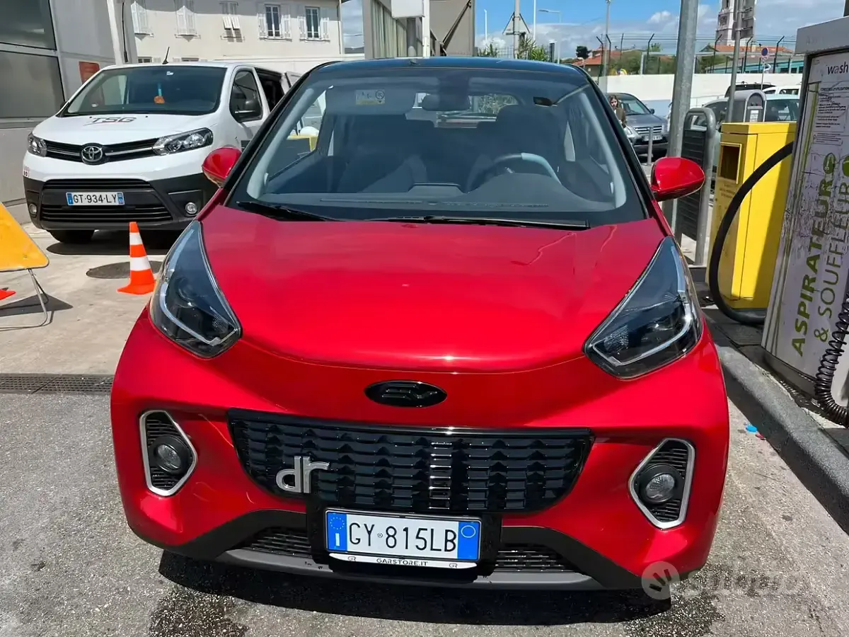 Nieuw DR DR 1.0 19 kW (27 PK) 2025 Rood Hatchback