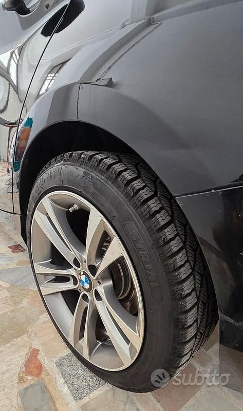 Usata BMW 120 Advantage 190 CV (139 kW) 2016 Nero Utilitaria
