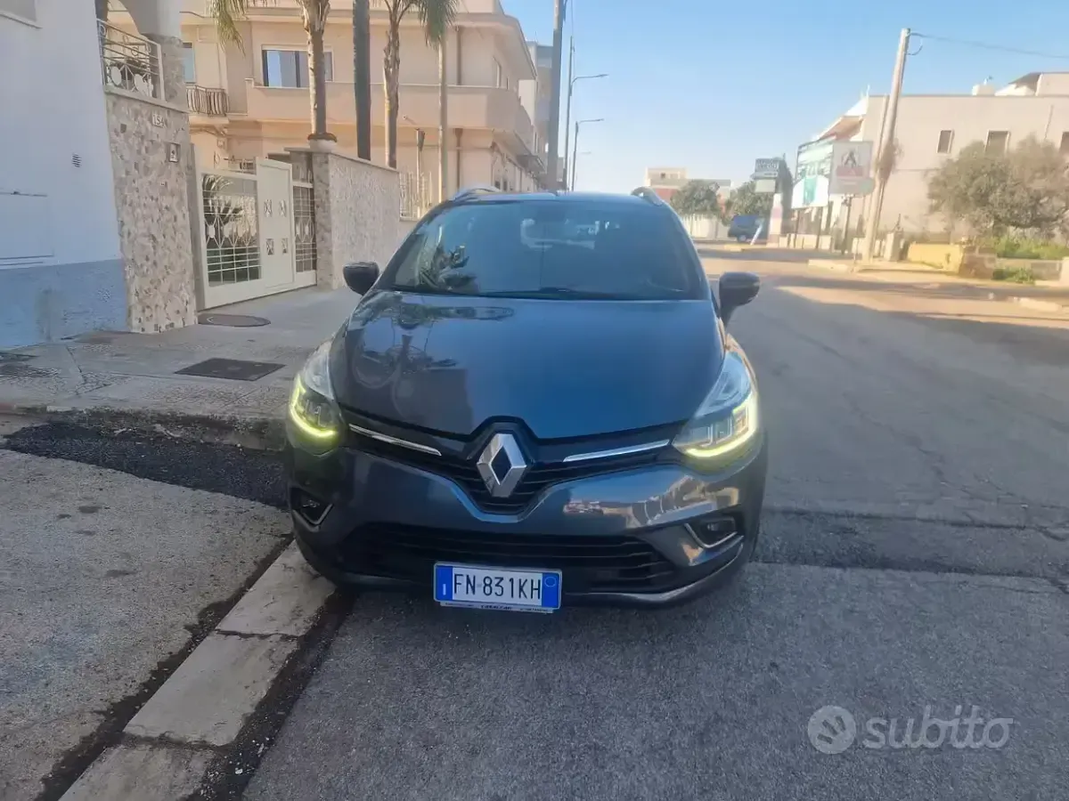 Usata Renault Clio 90 CV (66 kW) 2018 Grigio Station wagon