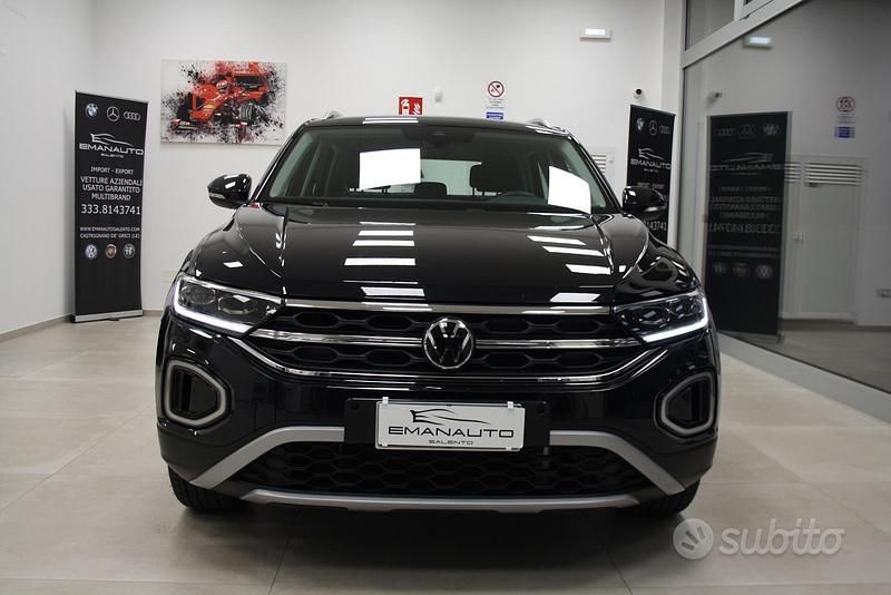 Usata VW T-Roc 116 CV (85 kW) 2023 Nero SUV