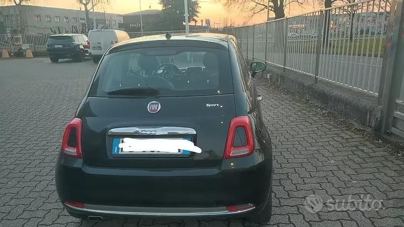 Begagnad Fiat 500 95 HK (69 kW) 2016 Svart Sedan