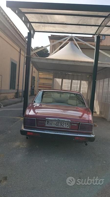 Usata Jaguar XJ 199 CV (146 kW) 1991 Rosso Berlina