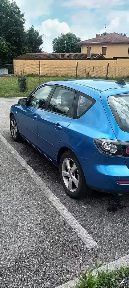 Usata Mazda 3 109 CV (80 kW) 2006 Berlina