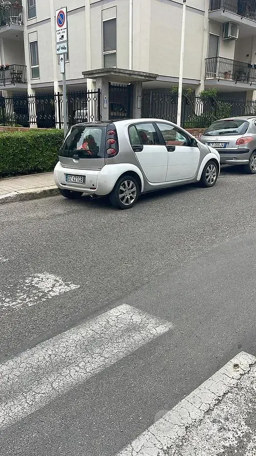 Usata Smart ForFour 95 CV (69 kW) 2005 Bianco Utilitaria