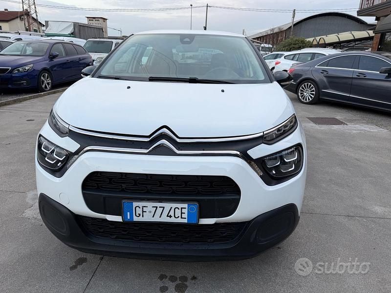 Begagnad Citroën C3 Business Class 102 HK (75 kW) 2021 Vit Halvkombi