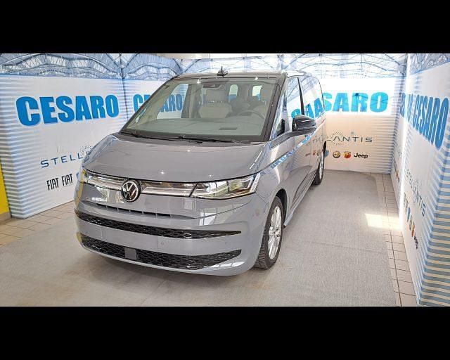 Usata VW Multivan Style 150 CV (110 kW) 2023 Grigio Monovolume