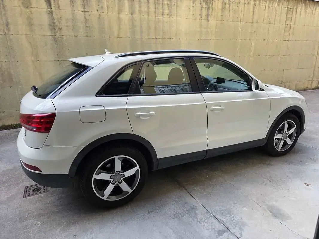 Usata Audi Q3 Business 140 CV (102 kW) 2013 Bianco SUV