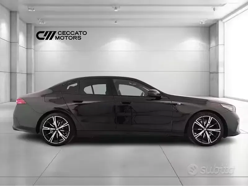 Usata BMW 520 M Sport 197 CV (144 kW) 2023 Nero Berlina