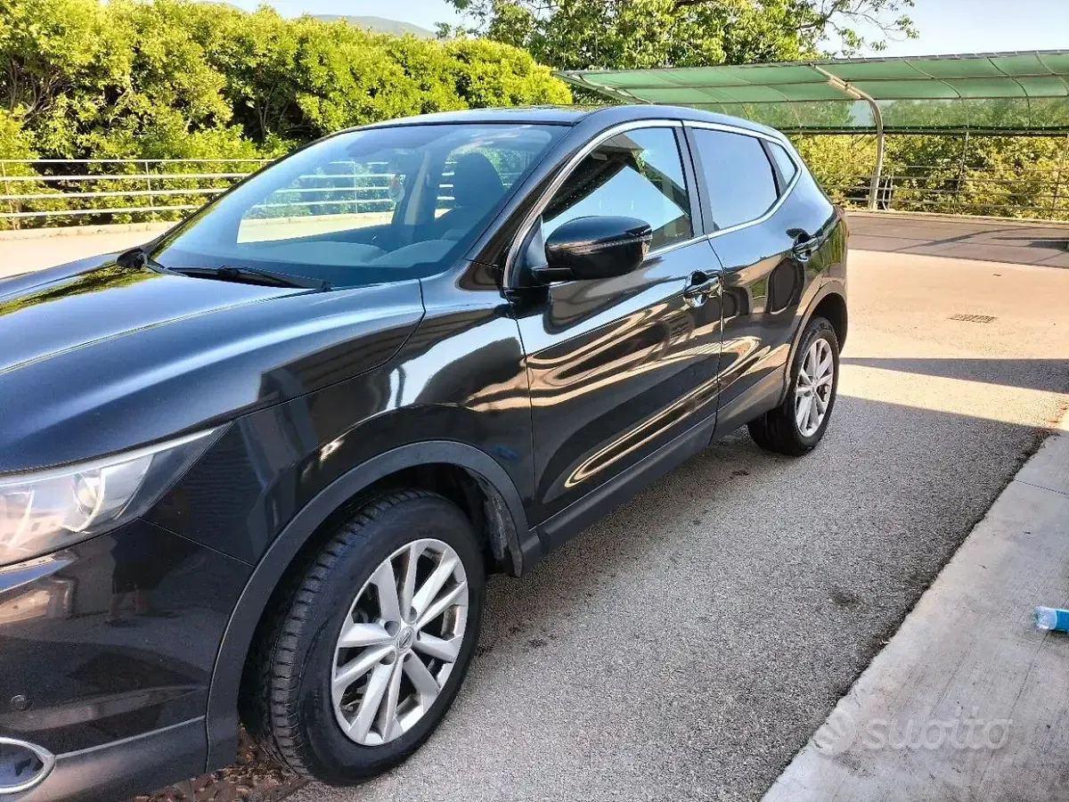 Usata Nissan Qashqai 131 CV (96 kW) 2015 SUV