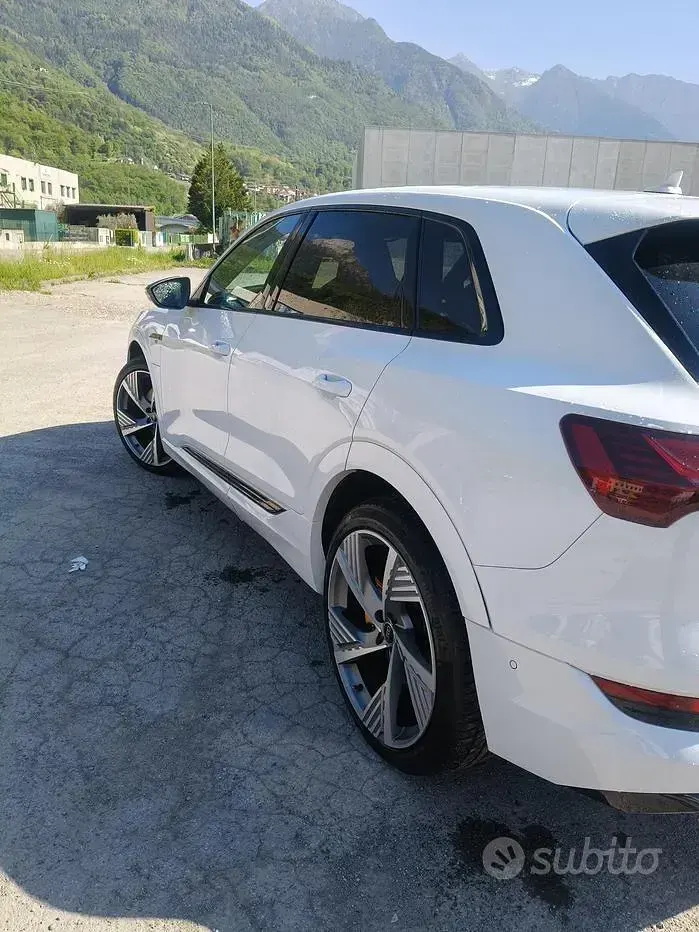 Usata Audi Q8 e-tron S-Line 158 kW (215 CV) 2022 SUV