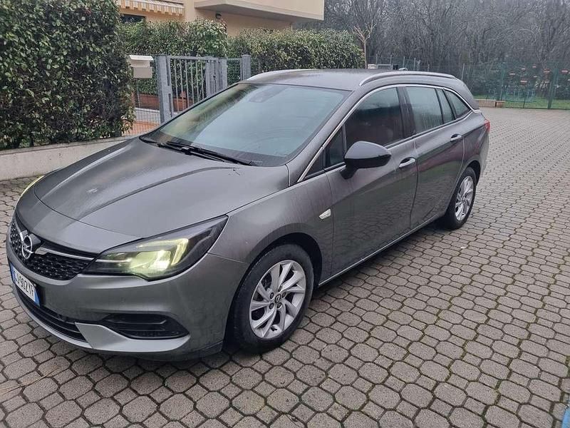 Usata Opel Astra Business Elegance 122 CV (89 kW) 2021 Station wagon