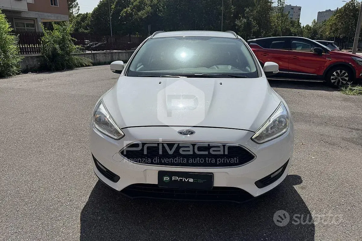 Usata Ford Focus 120 CV (88 kW) 2017 Bianco Station wagon