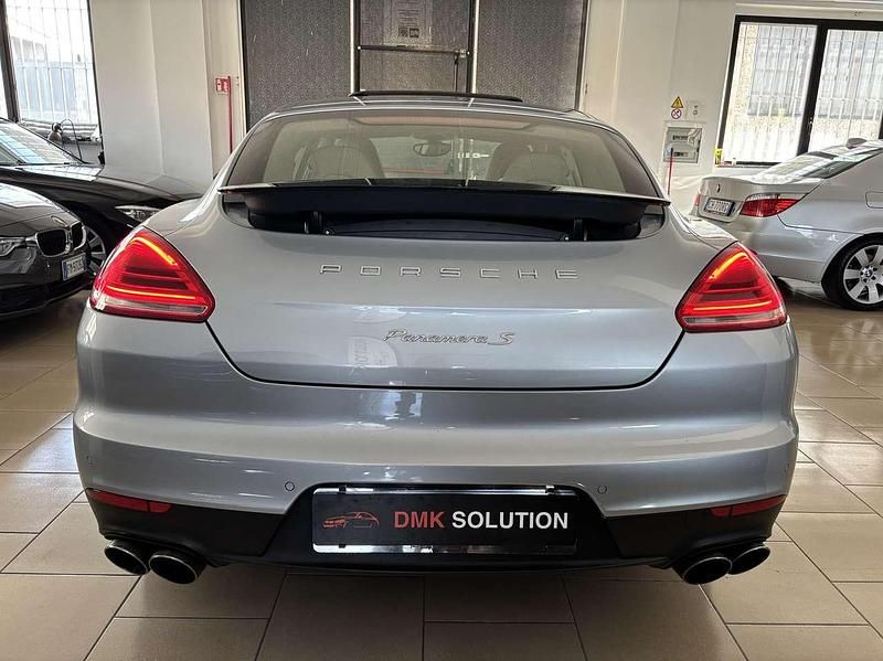 Usata Porsche Panamera 420 CV (308 kW) 2013 Rhodium silver metallic Utilitaria