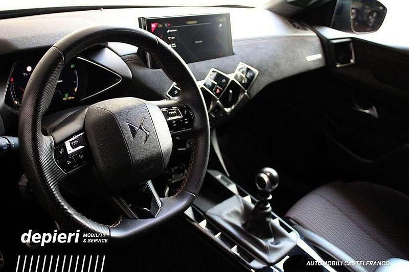 Usata DS Automobiles DS3 Crossback Performance 101 CV (74 kW) 2022 Nero SUV