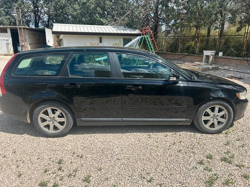 Usata Volvo V50 101 CV (74 kW) 2009 Nero Station wagon