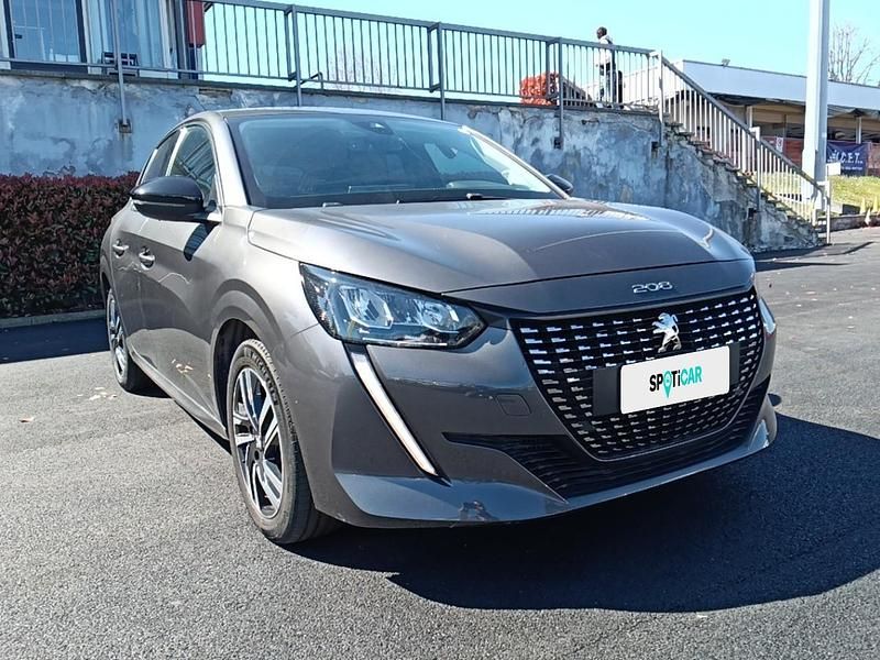 Begagnad Peugeot 208 Allure 101 HK (74 kW) 2023 Grå Halvkombi