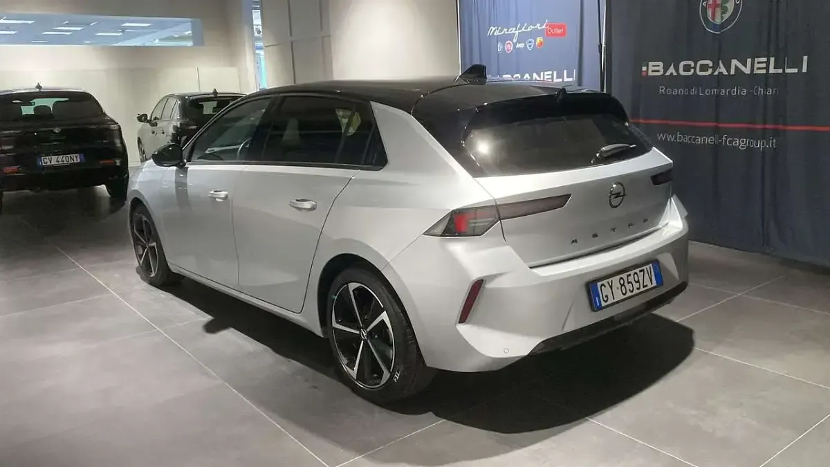 Brugt Opel Astra 131 HK (96 kW) 2025 Sølv Hatchback