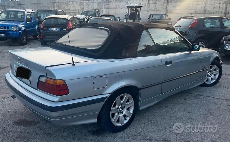 Usata BMW 318 Cabriolet 115 CV (84 kW) 1995 Grigio Cabrio