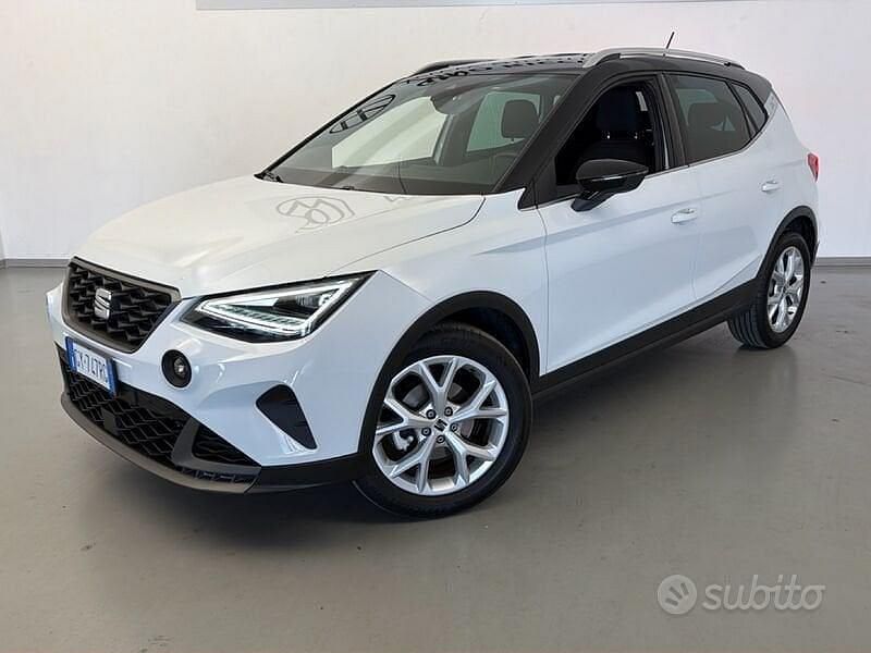 Usata Seat Arona FR 116 CV (85 kW) 2025 Bianco SUV