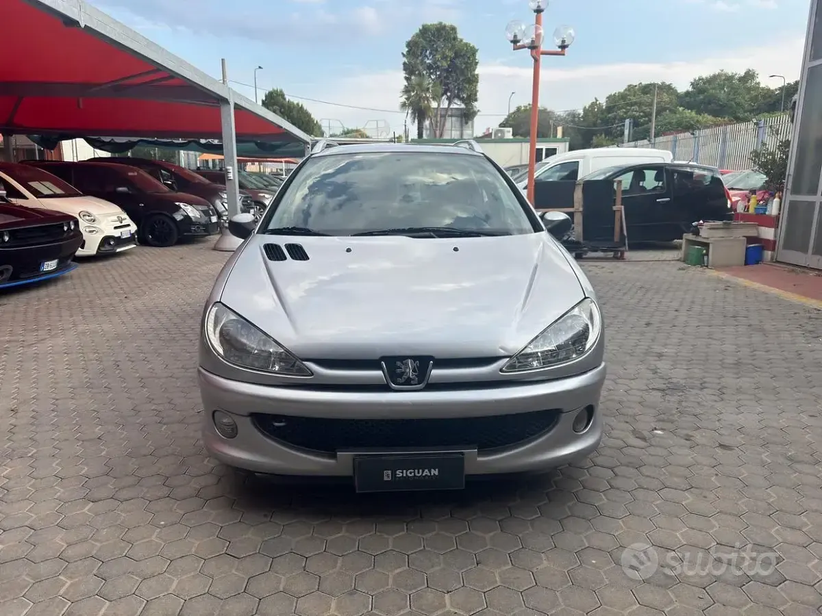 Usata Peugeot 206 75 CV (55 kW) 2006 Grigio Station wagon
